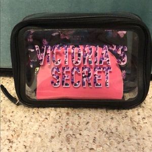 Victoria’s Secret Beauty Bag Set